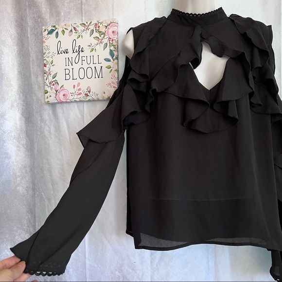 Bb Dakota Women Black Untold Ruffle Blouse  Top M - Picture 5 of 12